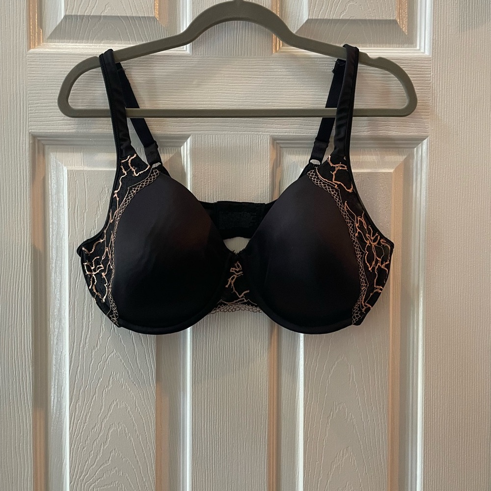 Bali Black Lace Full-Coverage Bra
